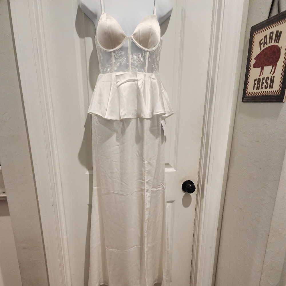 Lulu's White Lace Peplum Gown